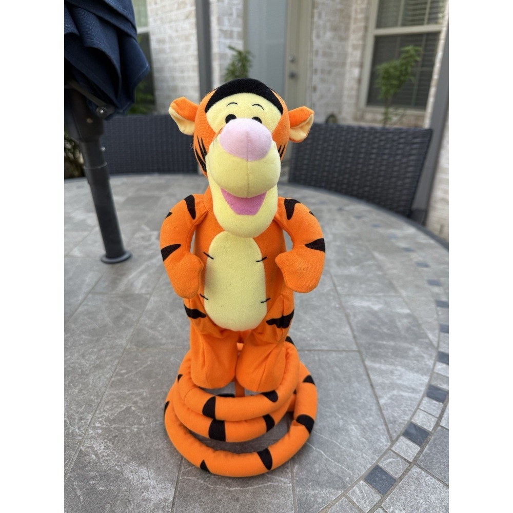 Disney Winnie the Pooh Talking Bouncing Singing TIGER Battery Plush Toy Works